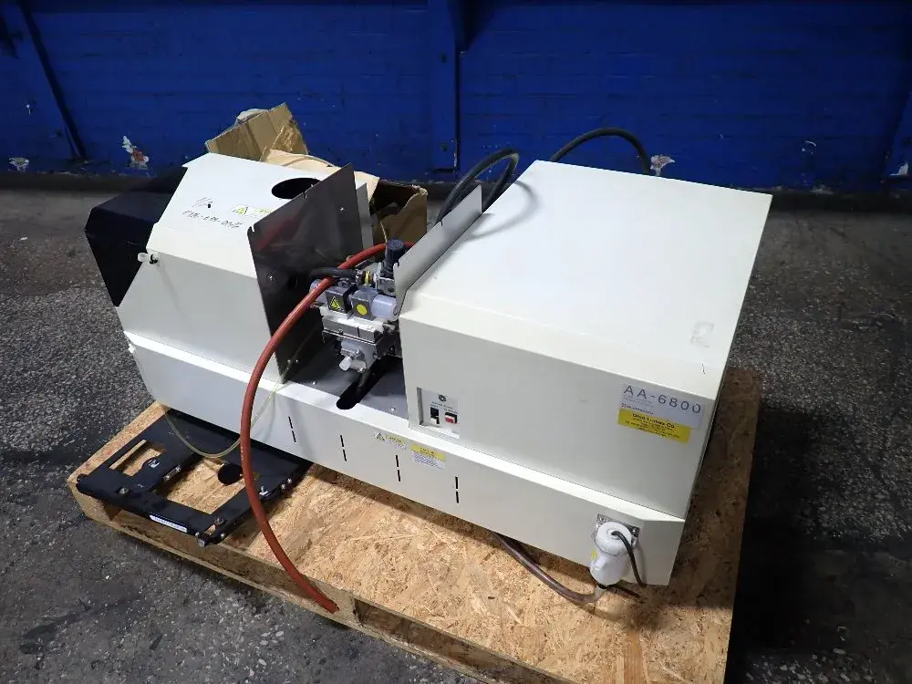 USED SHIMADZU AA6800