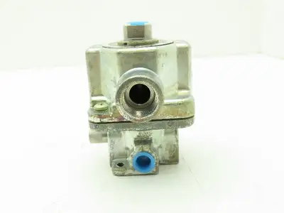 Honeywell Skinner A4LR2152 Solenoid Valve 3-Way NC 120V 150 PSI 1/4" NPT