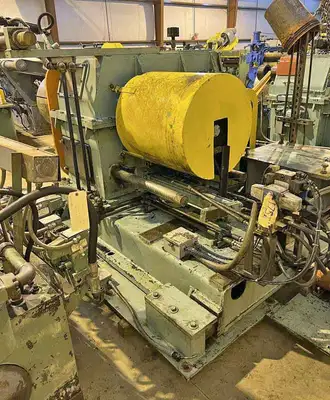 20,000# x 28" Waterbury Reversing Recoiler