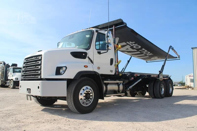 New | in-Stock 2027 FREIGHTLINER 114SD PLUS Rolloff Trucks Texas US | Roll Off Truck World #1507657