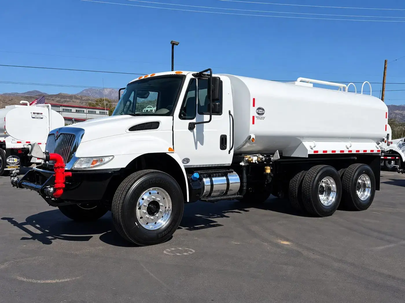 Used 2018 INTERNATIONAL 4300 Box trucks California US | Lillo Machinery #1542380