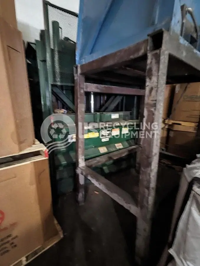 USED MARATHON TWO VERTICAL BALERS - 60" & 72"