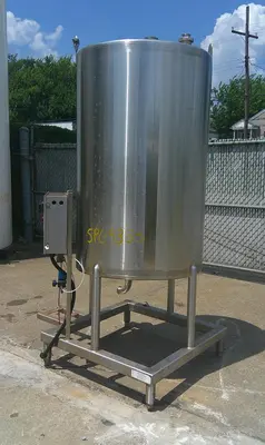SPC9353  Tank 300 gallon vertical tank, 316 SS, slope