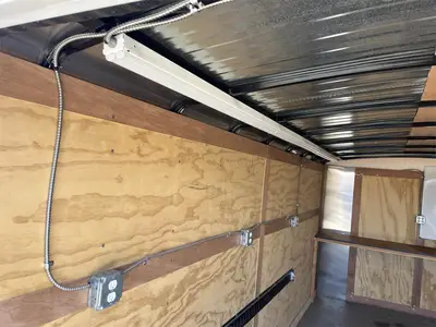 USED 2010 VICTORY 102