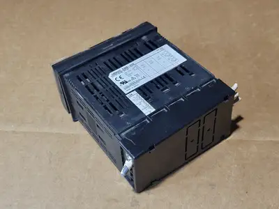 USED OMRON K3HB-RNB