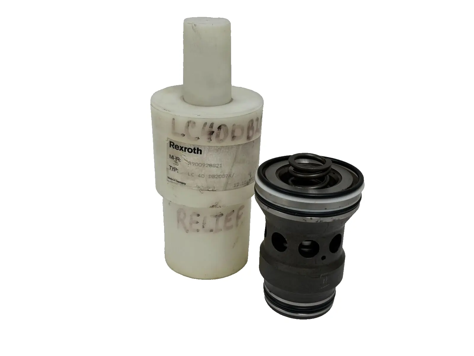 USED REXROTH R900928821 LOGIC CARTRIDGE VALVE LC-40-DB20D7X/