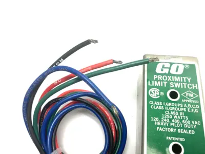 USED GO HEAVY PILOT DUTY PROXIMITY LIMIT SWITCH 1250 WATTS 120, 240, 480,