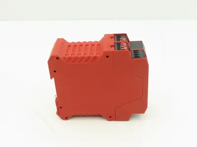 Allen Bradley MSR138DP 440R-M23151 Safety Relay Guardmaster Lot of 4