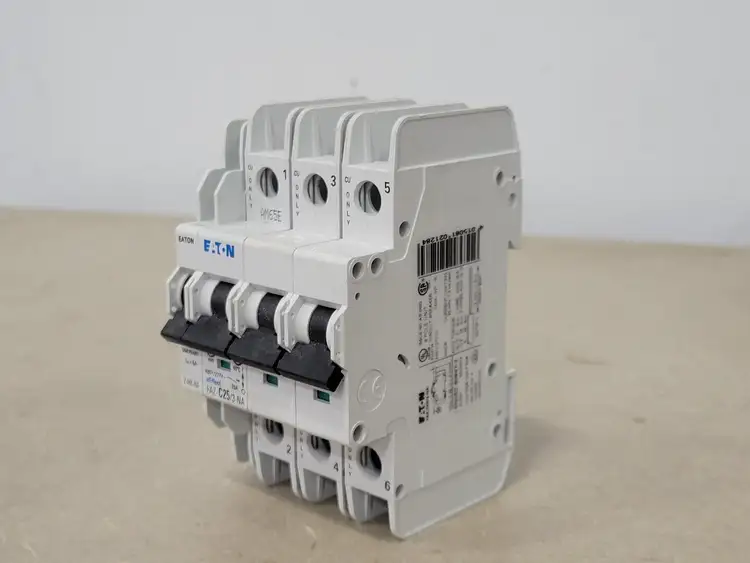 Used EATON FAZ-C25/3-NA Switchgears British Columbia CA | Lenmark #239622