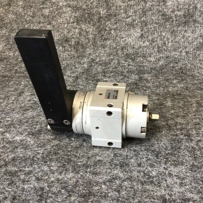 Used SMC MSUB20-90S Rotary Actuators California US | Davliegogo LLC #1705279