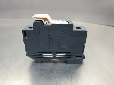 Schneider Electric DFCC1V Class CC 10x38 Fuse Disconnector Module. 4E-5