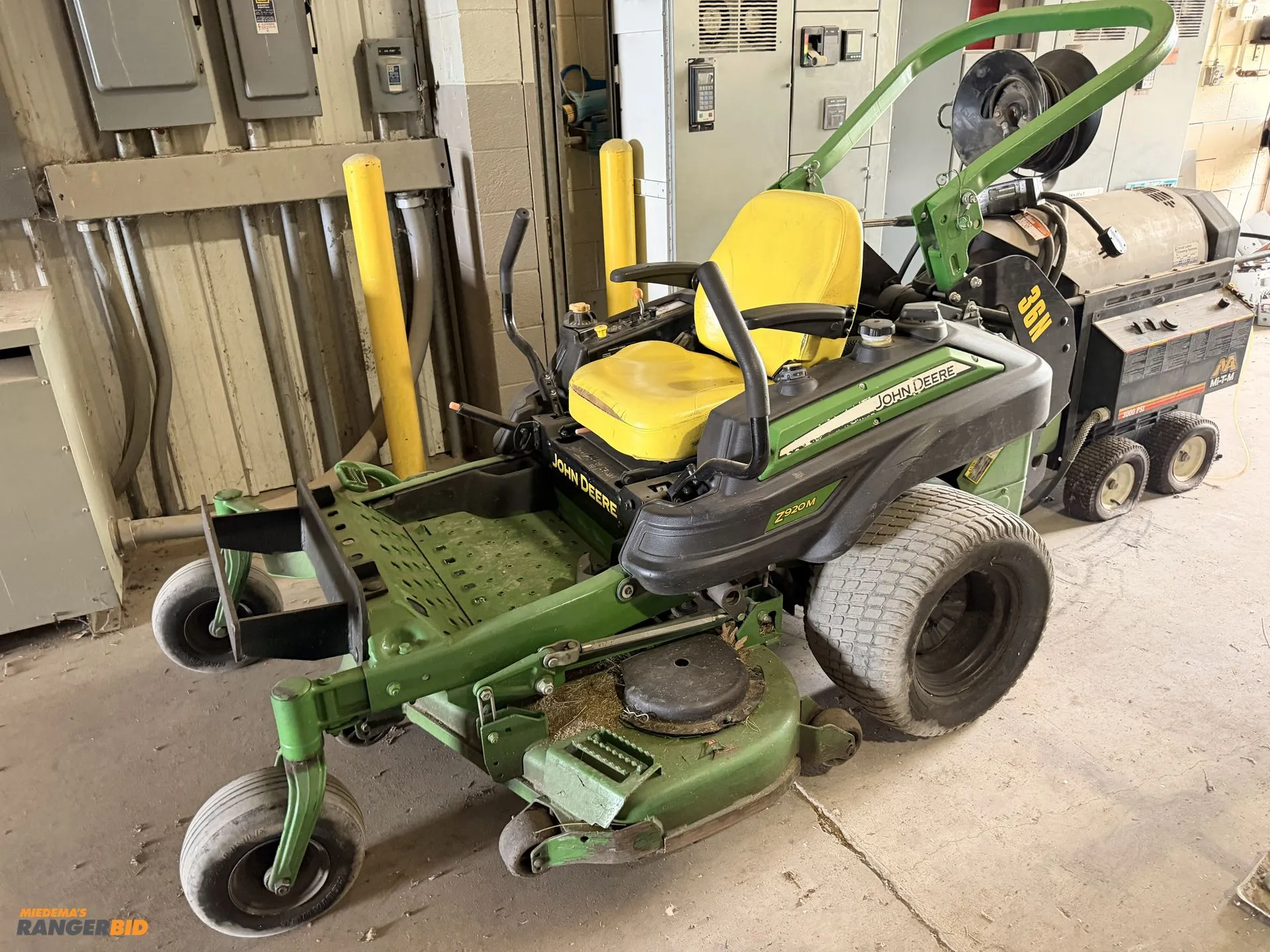 Used JOHN DEERE Z920M Mowers Michigan US | Miedema Asset Management Group #1304500