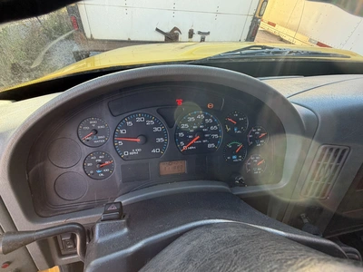 Used 2004 INTERNATIONAL _UNKNOWN_ Box trucks Ohio US | Miedema Asset Management Group #1578119
