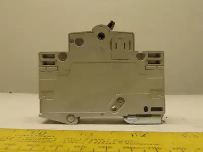 Eaton Cutler Hammer WMS1D05 5AMP Single Pole Circuit Breaker DIN Rail Mount