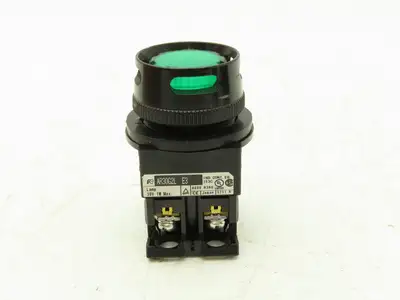Fuji Electric Pushbutton Green Illuminated Momentary 1 Normally Open  Lot of 8