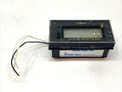 USED VEEDER-ROOT TOTALIZER HOURMETER TIMER 8-DIGIT LCD