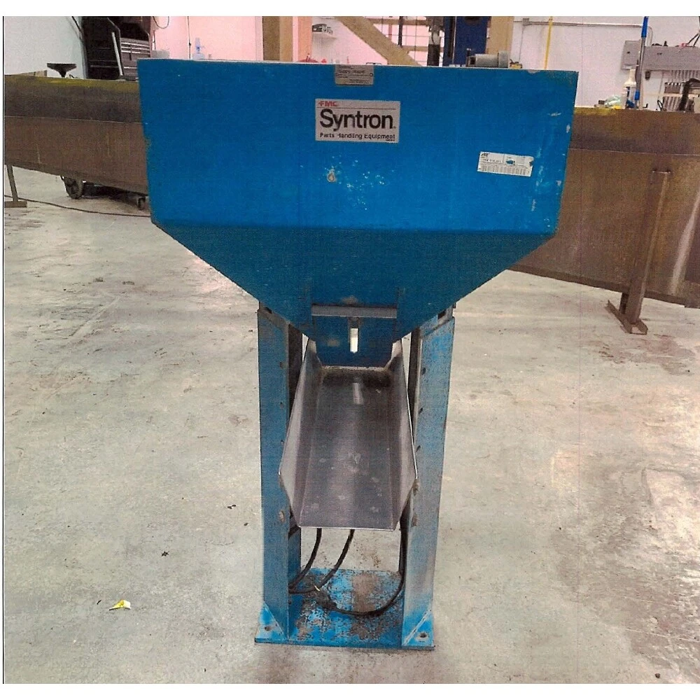 USED SYNTRON F-010 MAGNETIC FEEDER