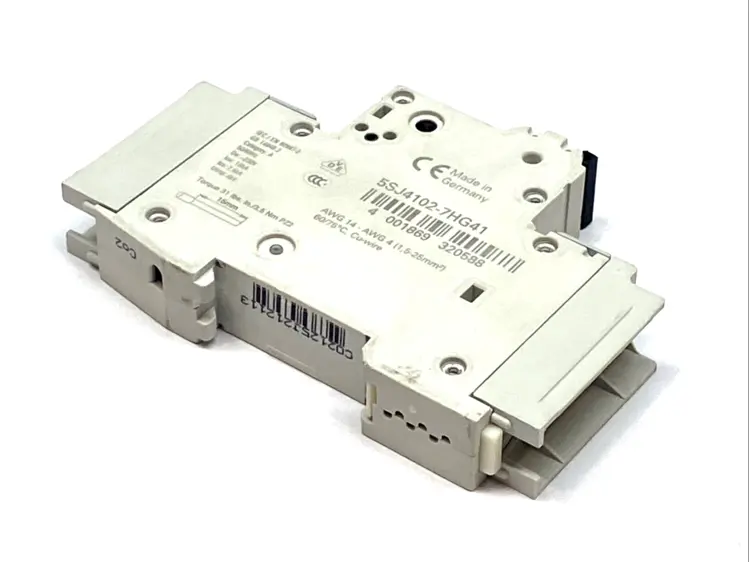 Used SIEMENS CIRCUIT BREAKER, PROTECTION SWITCH Circuit Breakers | Maverick Industrial Sales #1106092