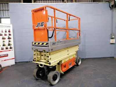 USED 2014 JLG 2030ES