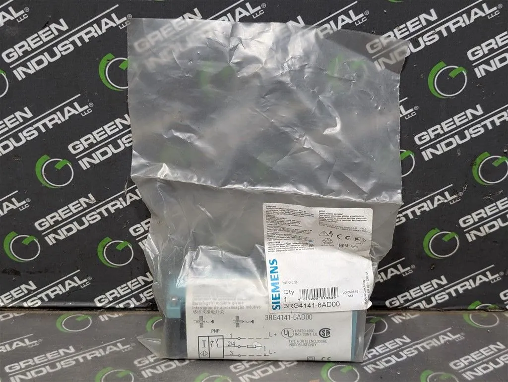 Siemens 3RG4141-6AD00 Inductive Sensor Module New