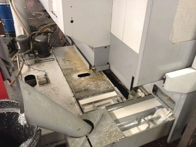 USED 2003 HAAS EC-400