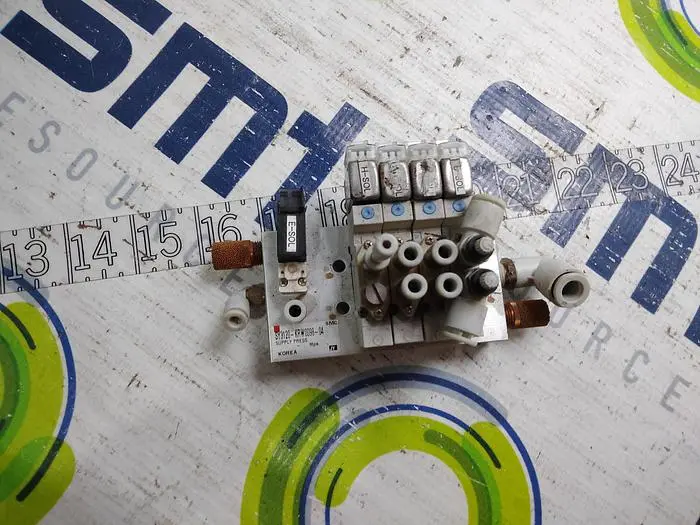 Used SMC SY3120-5OLZ-M5 Valves/Fittings | SMT Resource #488275