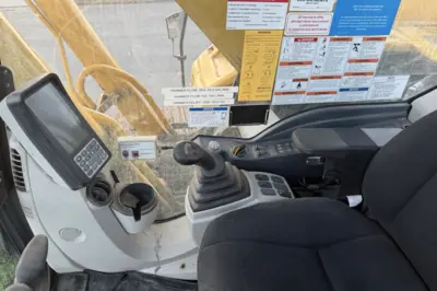 KOBELCO SK210LC-10 Excavator | Alan Ross Machinery (5)