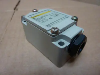 USED OMRON WL D2-TH