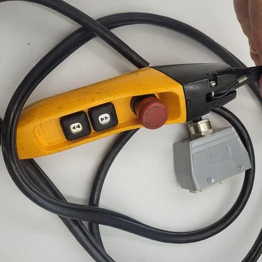 Used HARRINGTON HARRINGTON PENDANT STATION: ELECTRIC CHAIN HOISTS, NER2, 6 FT PENDANT CORD LG, ZB20025I5025 Automation Control (HMI) | ND Industrial Surplus #1218893