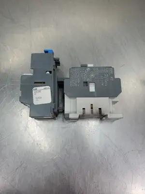 ABB A123010 28A 1000VAC Contactor w/TA25DU Auxiliary Contactor. 4A43
