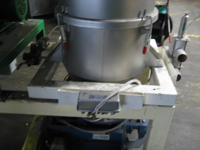 SPC7267  Dust Collector 4 sq.ft. Vac-U-Max reverse pulse jet dust collector 144 cfm, Positive Displacement fan