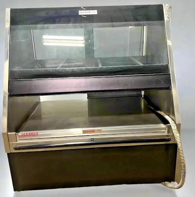 Used HARDT ZONE 4 Food Displays British Columbia CA | Surrey Food Equipment #477351