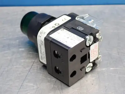 NEW ALLEN BRADLEY 800HQRBH2GA2