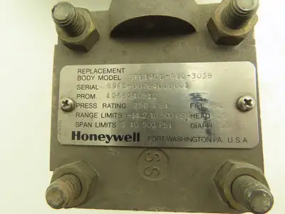 Honeywell ST3000 Smart Pressure Transmitter Sensor 11-42VDC 0-125PSI 1/2"NPT