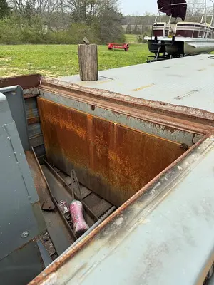 USED WASTEQUIP APC-526