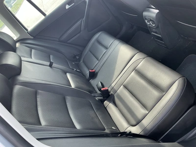 USED 2016 VOLKSWAGEN TIGUAN