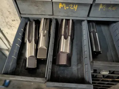 Used _UNKNOWN_ _UNKNOWN_ Taps & Dies Texas US | IRS Auction #1320685