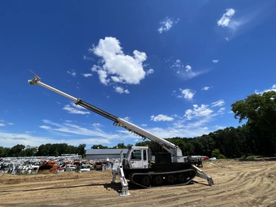 Used 2006 ALTEC D4060 DIGGER DERRICK CRAWLER ALL TERRAIN Crawler Cranes Michigan US | Miedema Asset Management Group #1304392