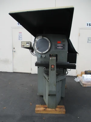 Used JONES & LAMSON _UNKNOWN_ Comparators California US | TNT Industrial #1082793