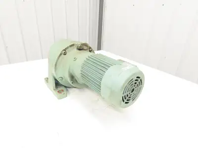 Tsubaki GMTA040-42L450BZ Inline Gear Motor 450:1 Ratio 4rpm .4kw 220V 3PH