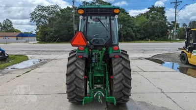 USED 2018 JOHN DEERE 5090GV
