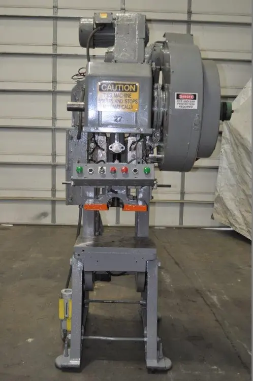 Used L & J 27 O.B.I. Presses Ohio US | D & D Industries #437698