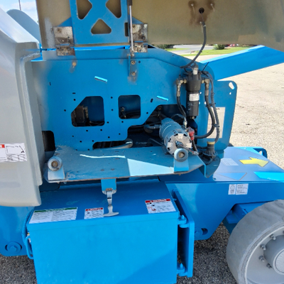 Used 2014 Genie Z-40/23N RJ Articulating Boom Lifts Wisconsin US | Stack Equipment #1271263