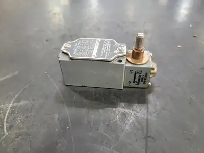 USED ALLEN-BRADLEY 802T-H