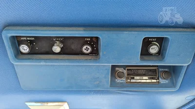 USED 1980 FORD 7600