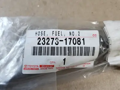 NEW TOYOTA 23273-17081