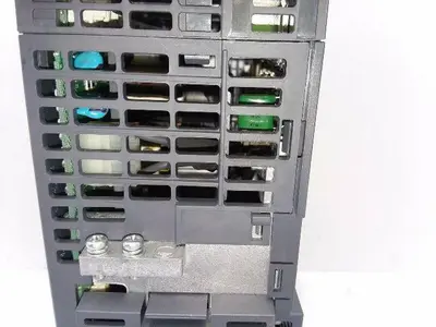 Mitsubishi MR-J3-200A4 AC Servo Drive 380-480V 3 Phase 5.1A