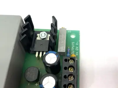 USED LASCAR ADJUSTABLE VOLTAGE TWIN RAIL POWER SUPPLY MODULE