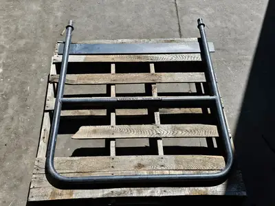Toromont SS1139 Handrail M18223, for CAT 390F