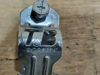 USED THOMAS BETTS QC075